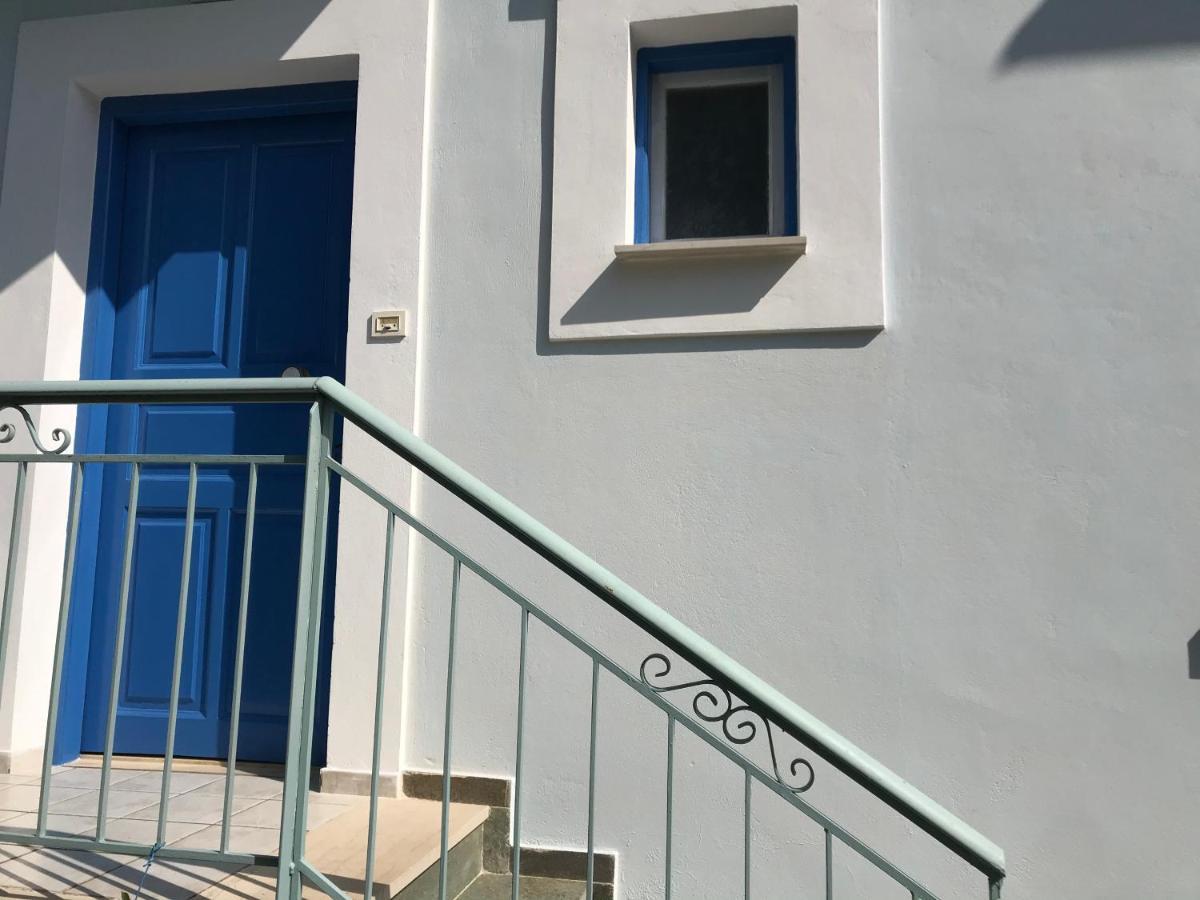 Ilias Apartments Finikounta Exterior foto